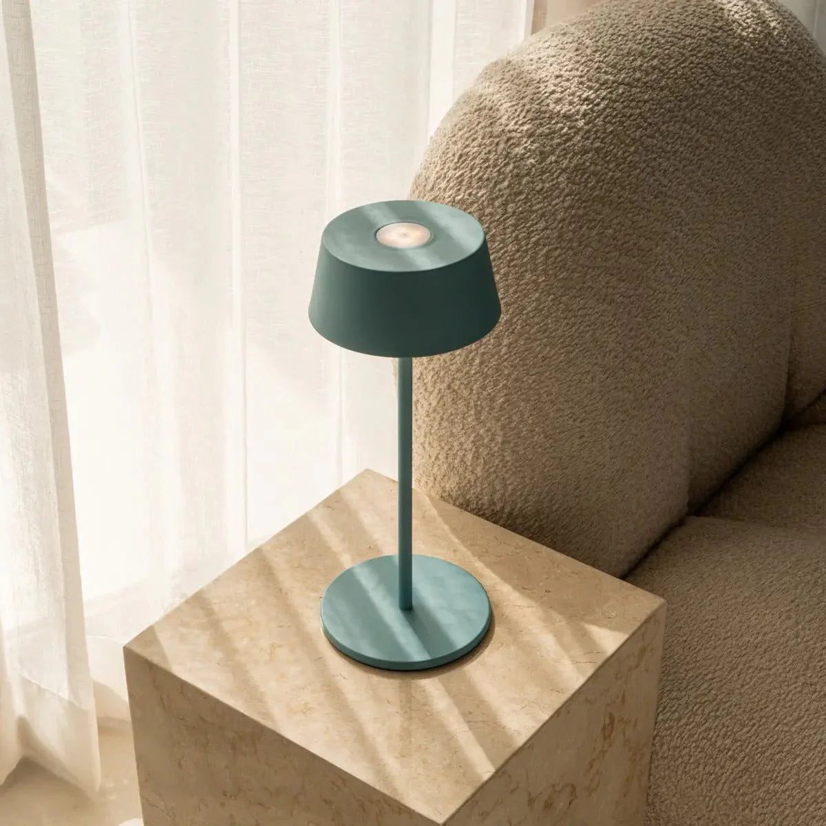 Lampada da tavolo ricaricabile – design wireless con dimmer, 3 livelli di luce e fino a 120 ore di autonomia luminosa