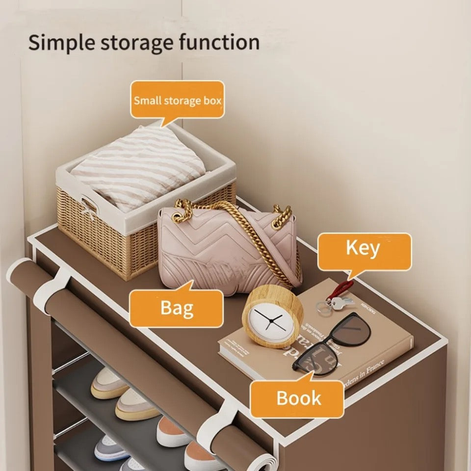 Space-saving shoe rack with 9 shelves: in fabric & aluminum structure
- Up to 27 pairs of shoes