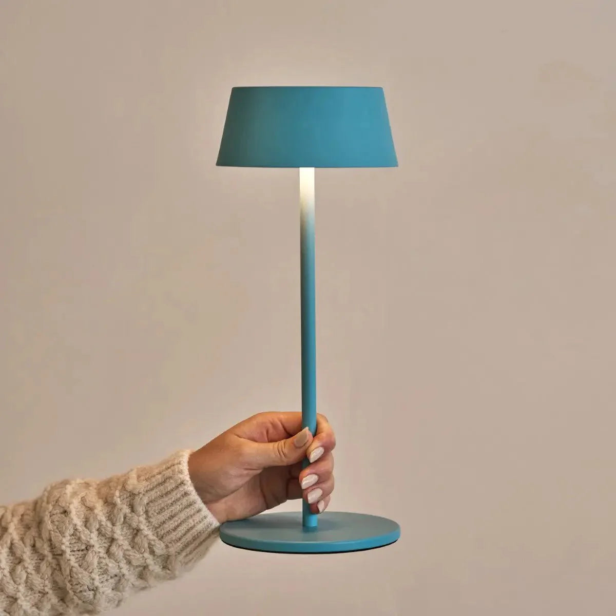 Lampada da tavolo ricaricabile – design wireless con dimmer, 3 livelli di luce e fino a 120 ore di autonomia luminosa
