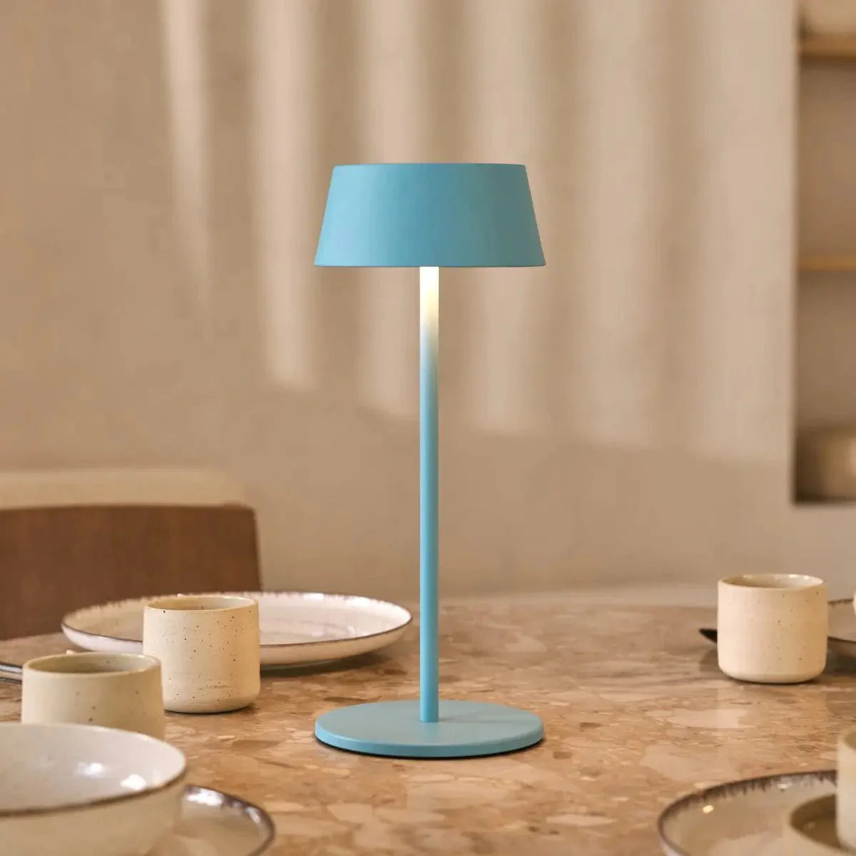 Lampada da tavolo ricaricabile – design wireless con dimmer, 3 livelli di luce e fino a 120 ore di autonomia luminosa