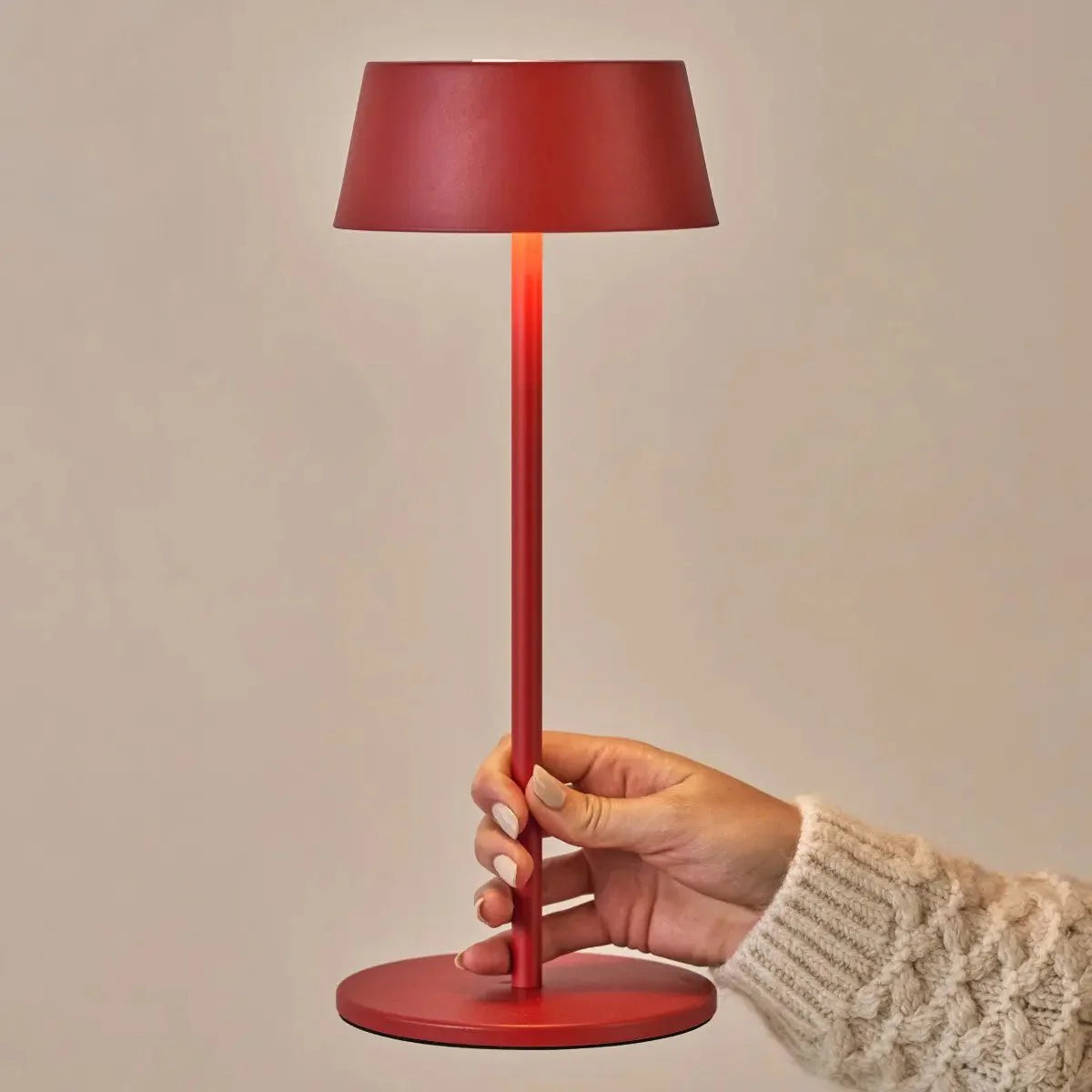 Lampada da tavolo ricaricabile – design wireless con dimmer, 3 livelli di luce e fino a 120 ore di autonomia luminosa