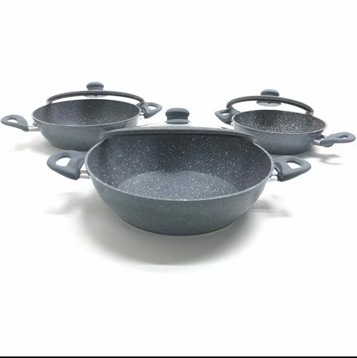 Tris Tegami Bavaria 20-24-28 cm in Pietra Lavica
Nero con Coperchi in Vetro Antiaderenti per Cucina
Sana e Induzione