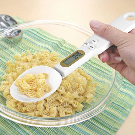 Digital spoon scale