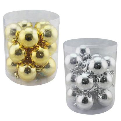 Set of 18 shiny gold/silver balls