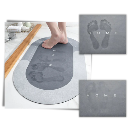 Shower mat absorbs water 